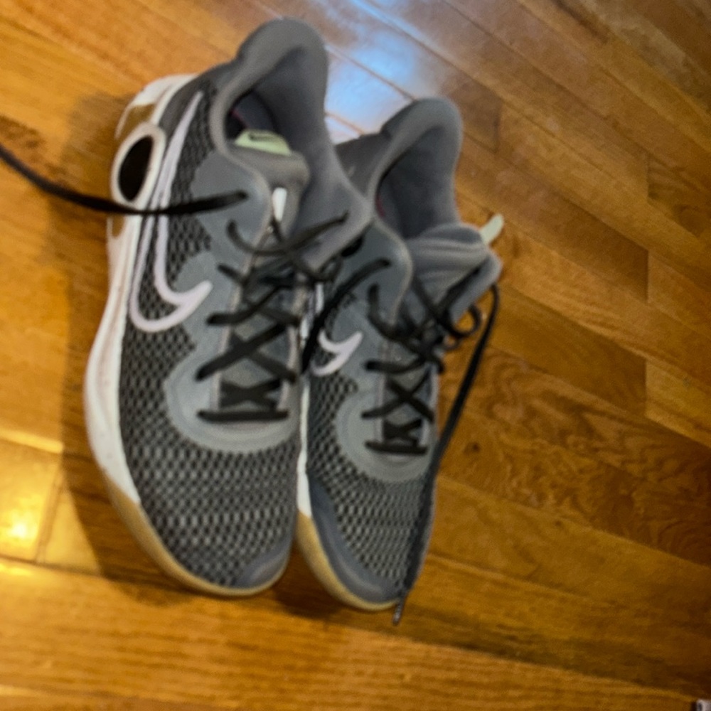 Kd trey 5 basketball shoes